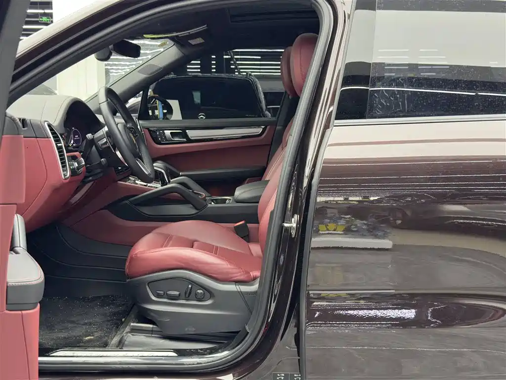 Cayenne NEV Cayenne E-Hybrid 2.0 T Platinum