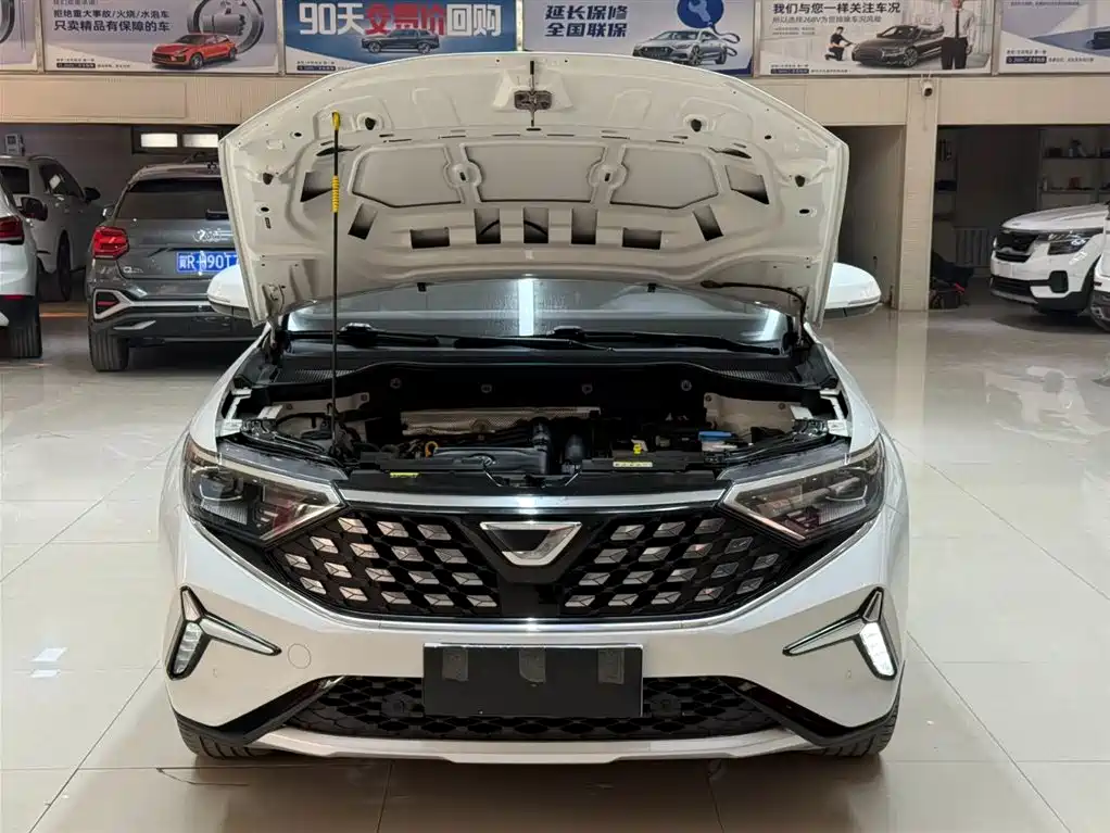 Jetta VS7 280 TSI Auto Progressive