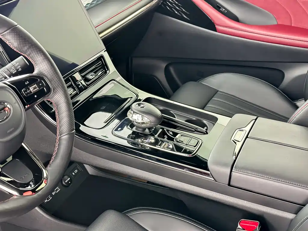 GAC Trumpchi M8 Grandmaster Series Dual Engine Supreme