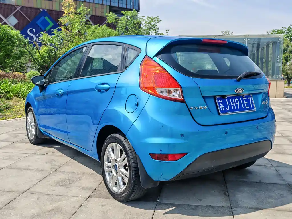 Fiesta Hatchback 1.5 L Auto Fashion