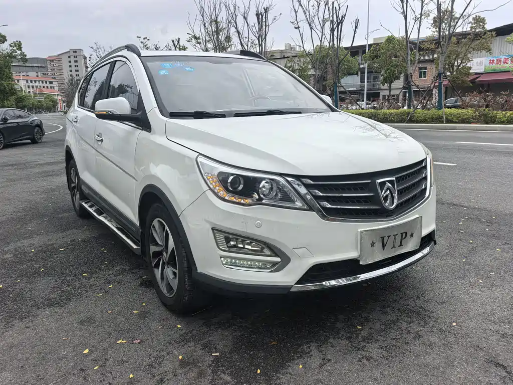 Baojun 560 1.8 L Manual Luxury