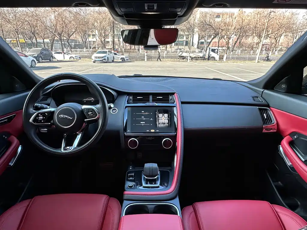 Jaguar E-PACE Progressive Sport R-DYNAMIC S