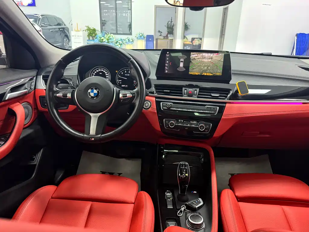 BMW X2 sDrive25 i Night