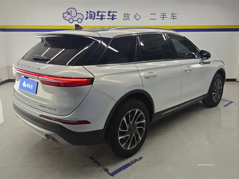 Lincoln Corsair 2.0 T 2 WD Premium