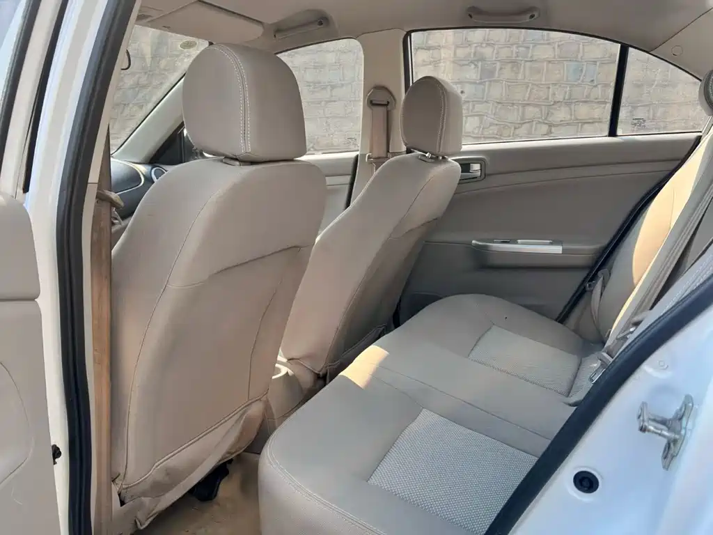 Yuexiang V3 1.4 L Manual Bliss CN-IV