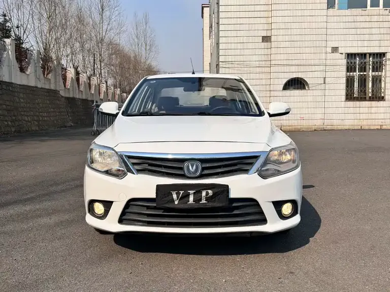 Changan Yuexiang V3 1.4 L Manual Bliss CN-IV