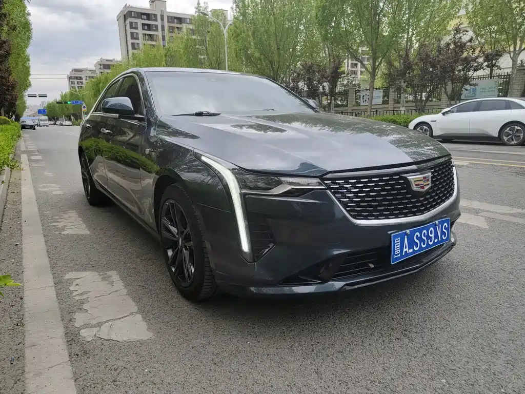 Cadillac CT4 28 T Luxury