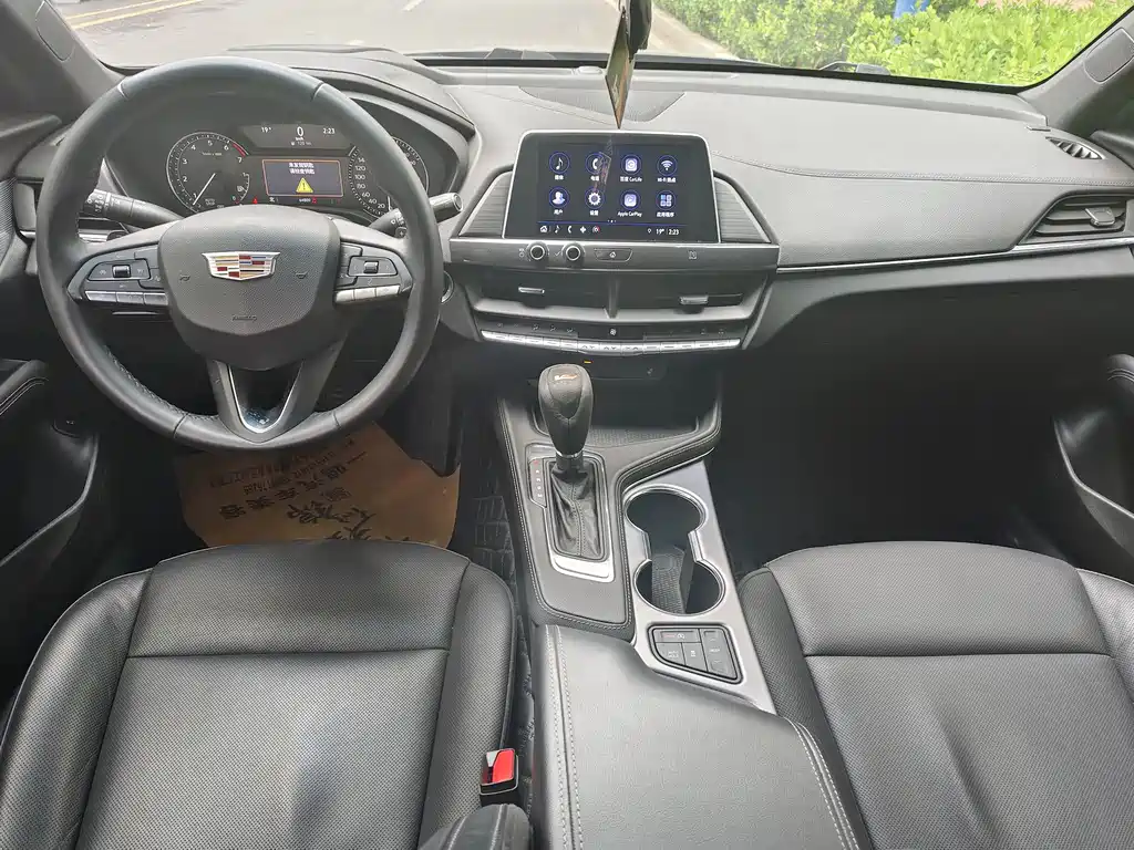 Cadillac CT4 28 T Luxury