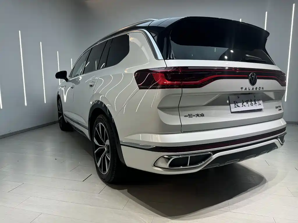 Talagon 380 TSI 4 WD R-Line Expand Realm