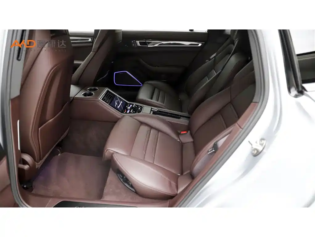 Panamera 帕纳美拉4/2.9 T/23款/行政加长版铂金版