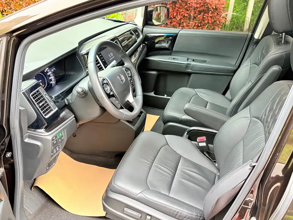 Elysion 2.0 L Hybrid Luxury