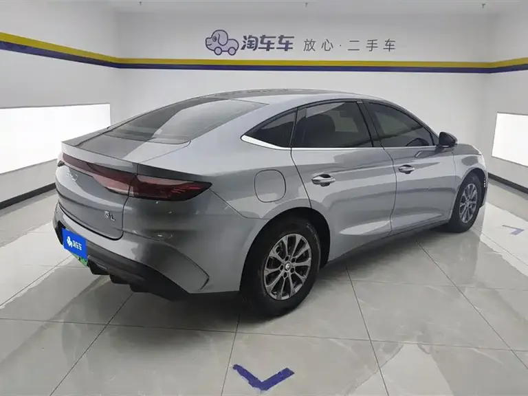 BYD Qin L DM-i 80 KM Leading