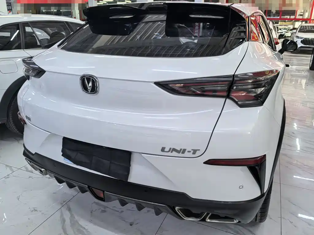 Changan UNI-T 1.5 T Distinguished