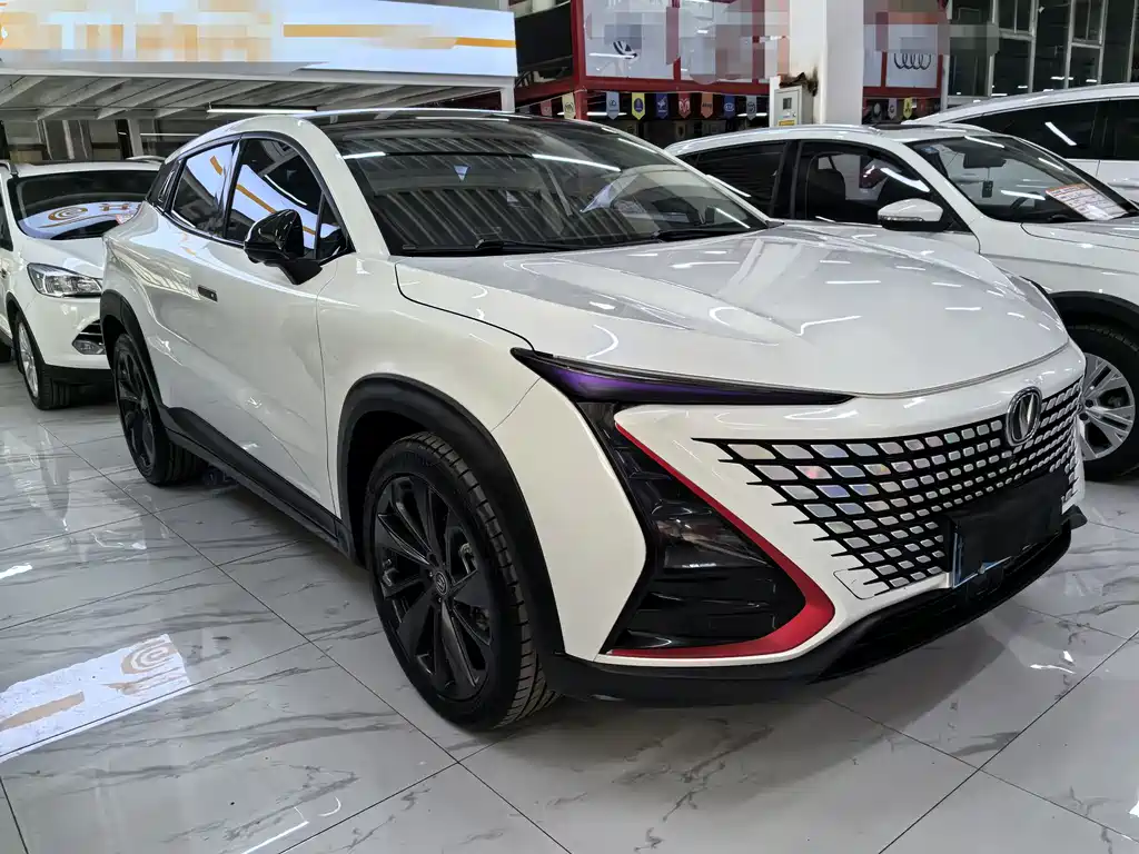 Changan UNI-T 1.5 T Distinguished