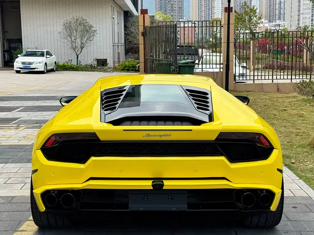 Huracán Huracán RWD Coupe