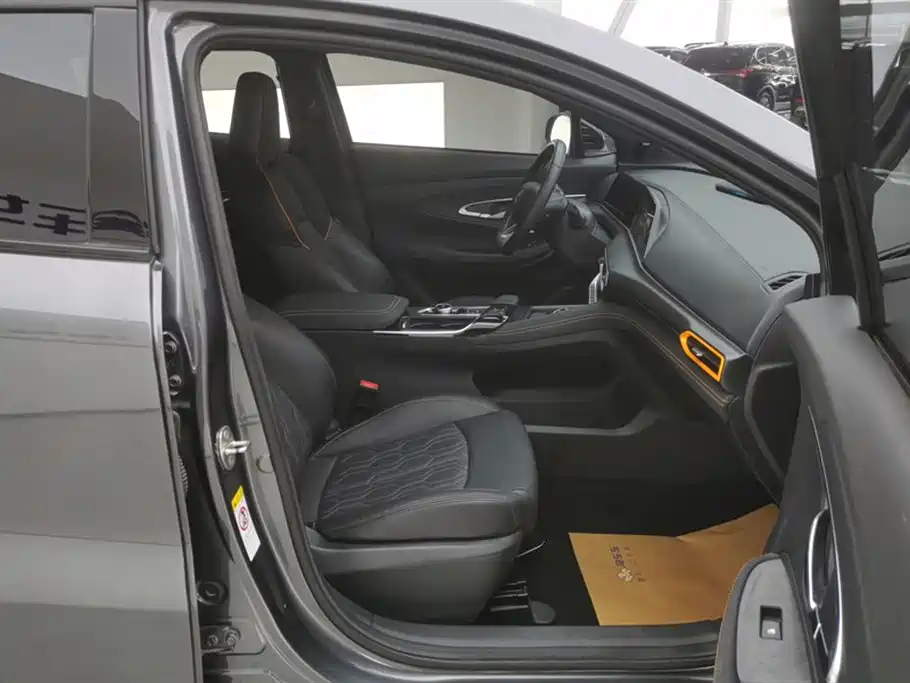 Changan UNI-T 1.5 T Distinguished