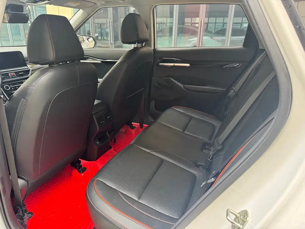 Seltos 1.5 L CVT Luxury