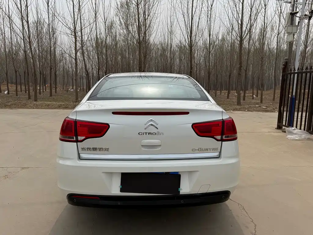 C-Quatre Classic Sedan 1.6 L Auto Fashionable