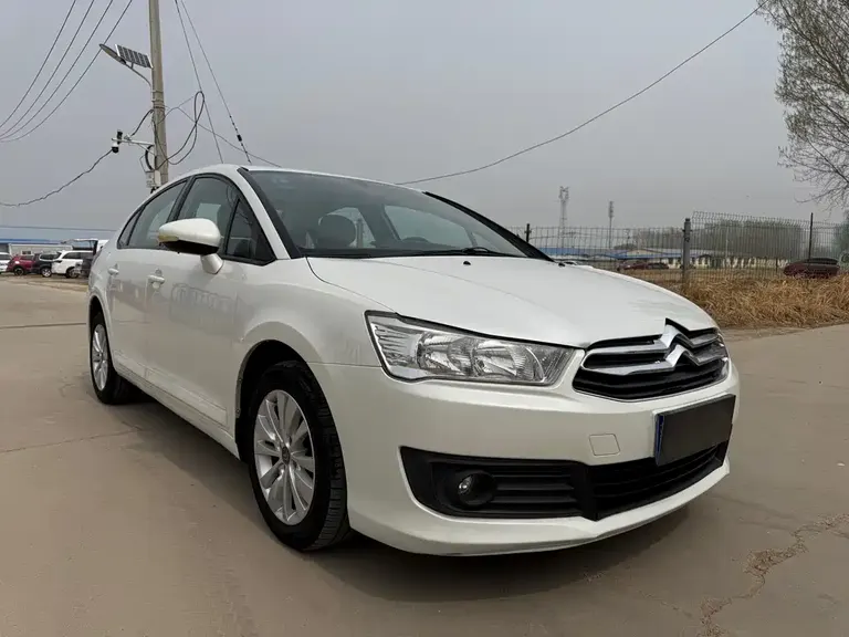 Citroën C-Quatre Classic Sedan 1.6 L Auto Fashionable