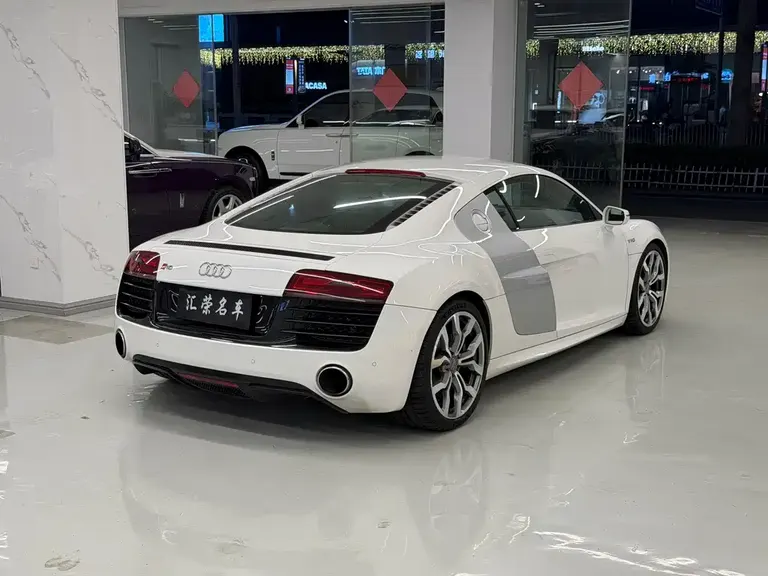 Audi R8 5.2 FSI quattro