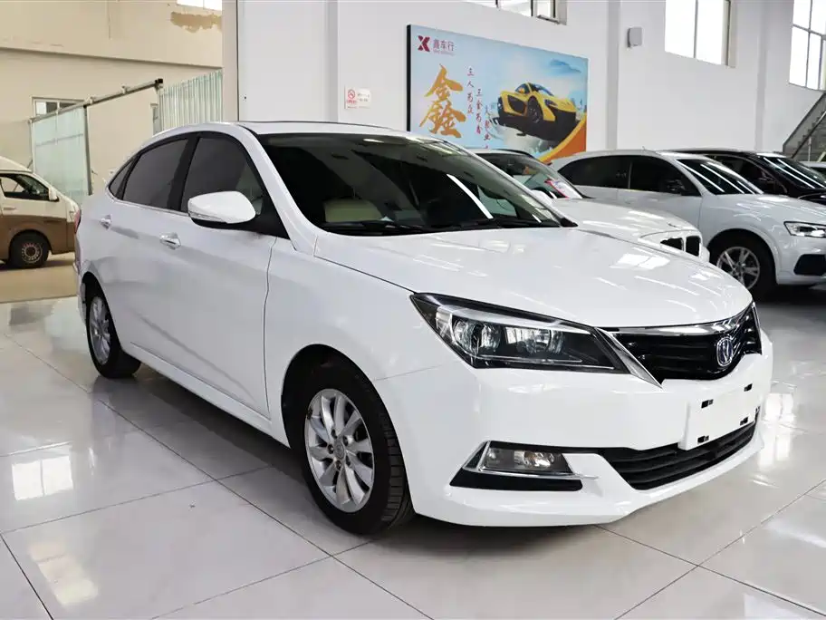 Yuexiang V7 1.6 L Manual Pleasure CN-IV