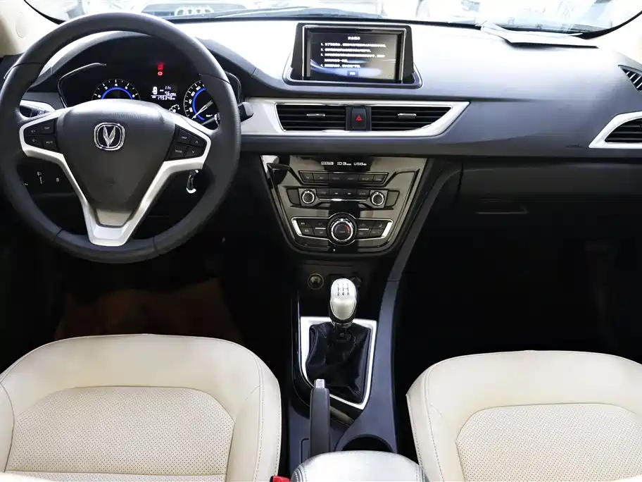 Yuexiang V7 1.6 L Manual Pleasure CN-IV