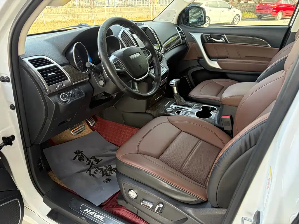 Haval H9 2.0 T 4 WD Luxury 5-seat
