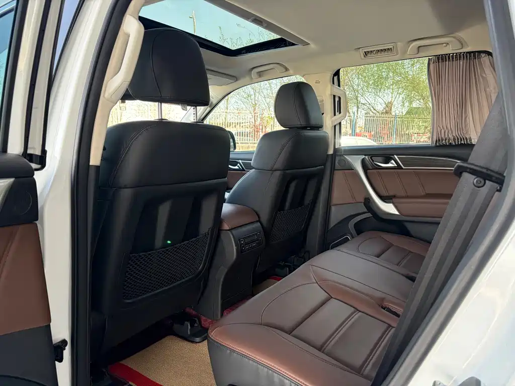 Haval H9 2.0 T 4 WD Luxury 5-seat