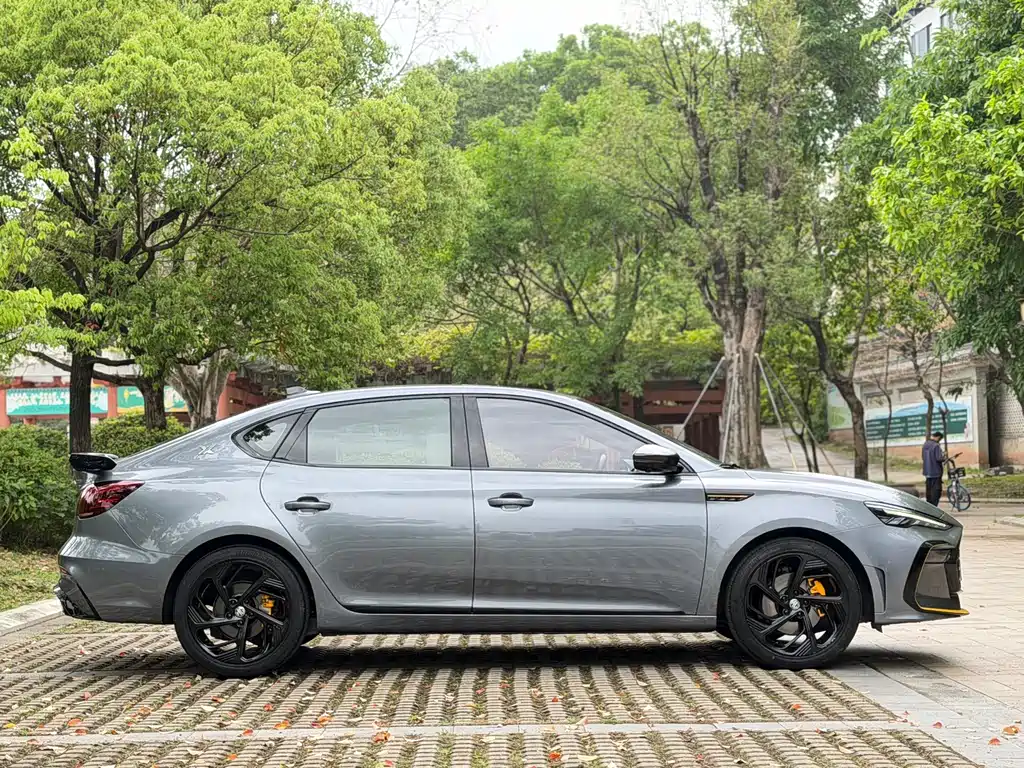 MG6 Pro 1.5 T Auto Trophy Flagship