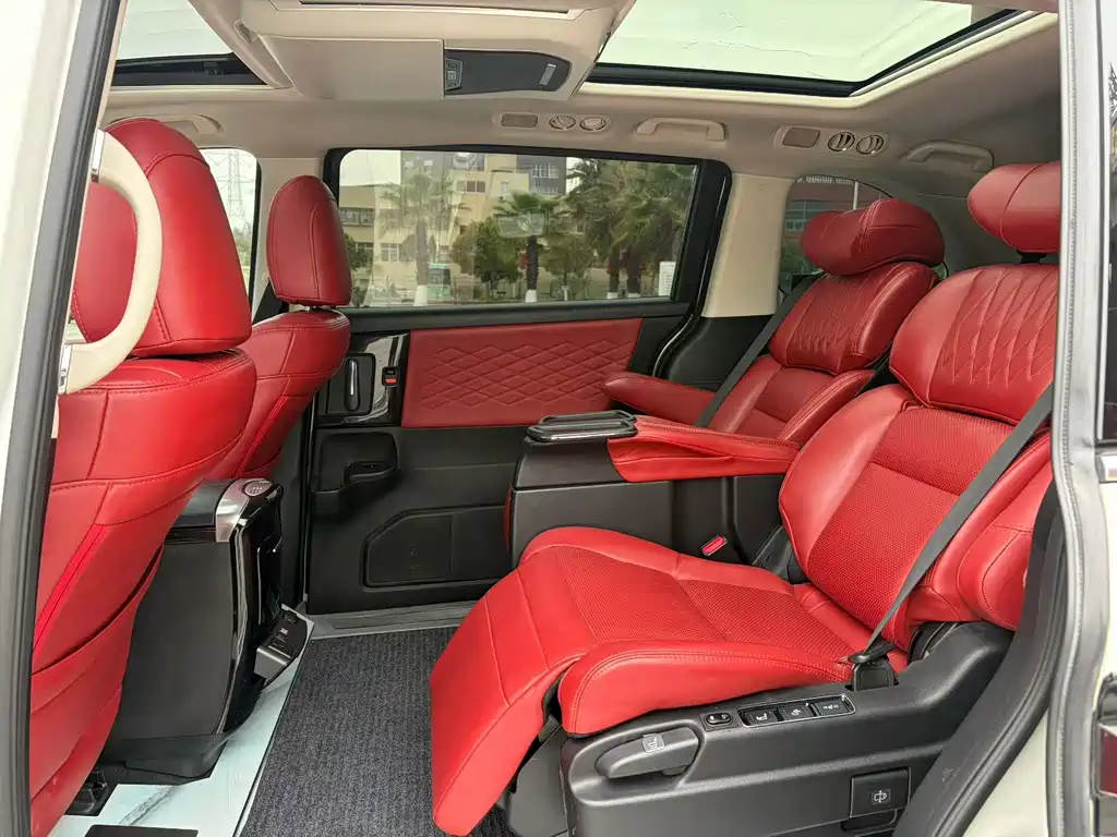 Elysion 2.0 L Hybrid Luxury