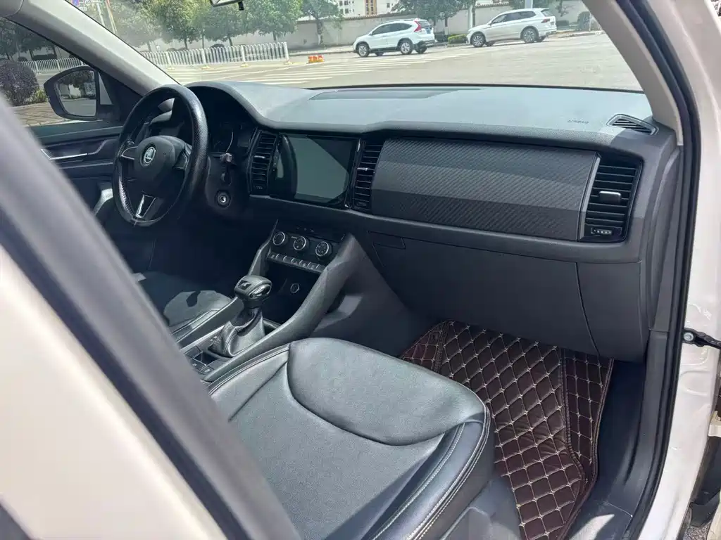 Kodiaq 柯迪亚克 2018款 TSI330 5座两驱标准版