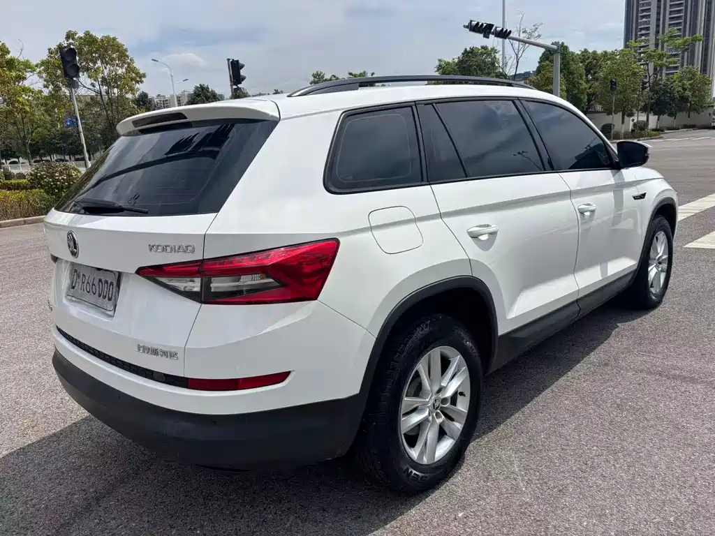 Kodiaq 柯迪亚克 2018款 TSI330 5座两驱标准版