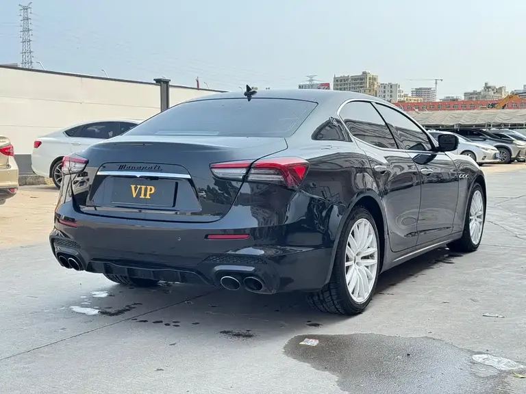 Maserati Ghibli 3.0 T Standard