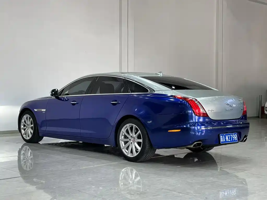 Jaguar XJ XJL 3.0 SC 4 WD Panoramic Business