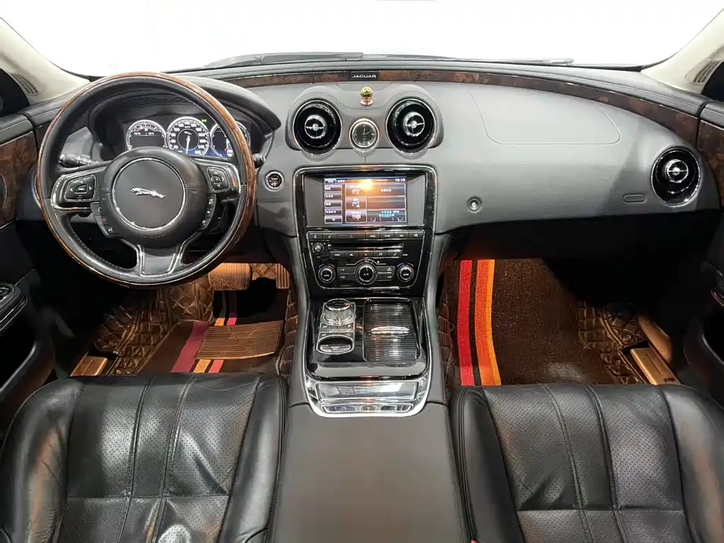 Jaguar XJ XJL 3.0 SC 4 WD Panoramic Business