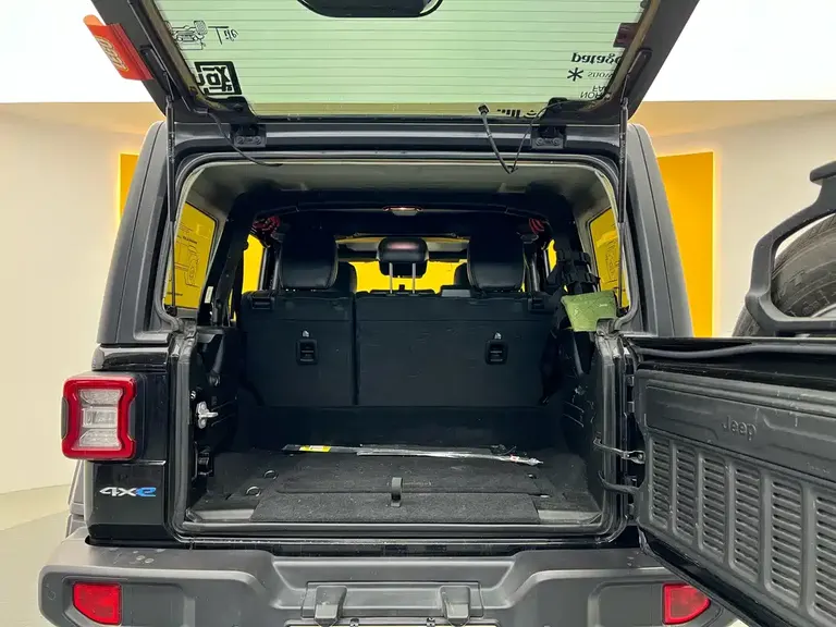 Jeep Wrangler NEV 4-door 2.0 T 4 xe Sahara