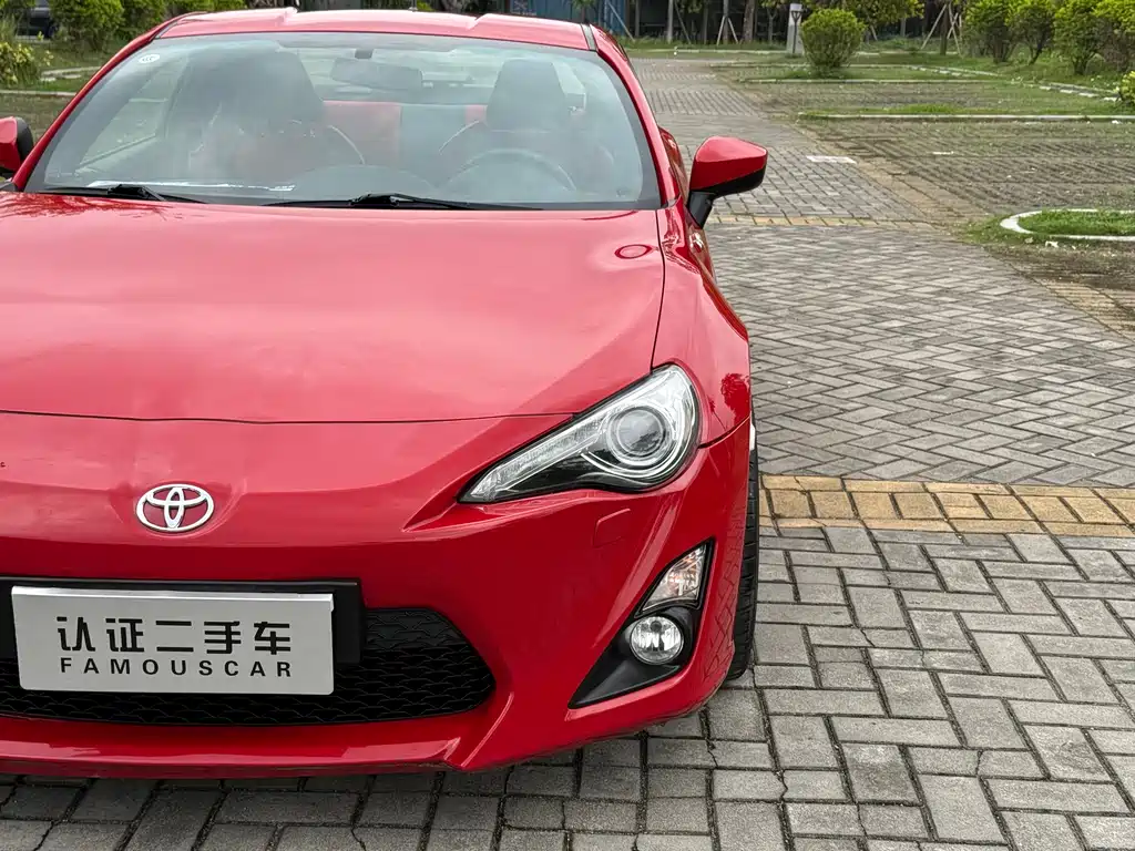 Toyota 86 2.0 L Auto Luxury