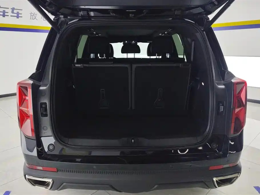 GAC Trumpchi GS8 Navigator Series 2.0 TGDI 2 WD Luxury Connected (7-seat)