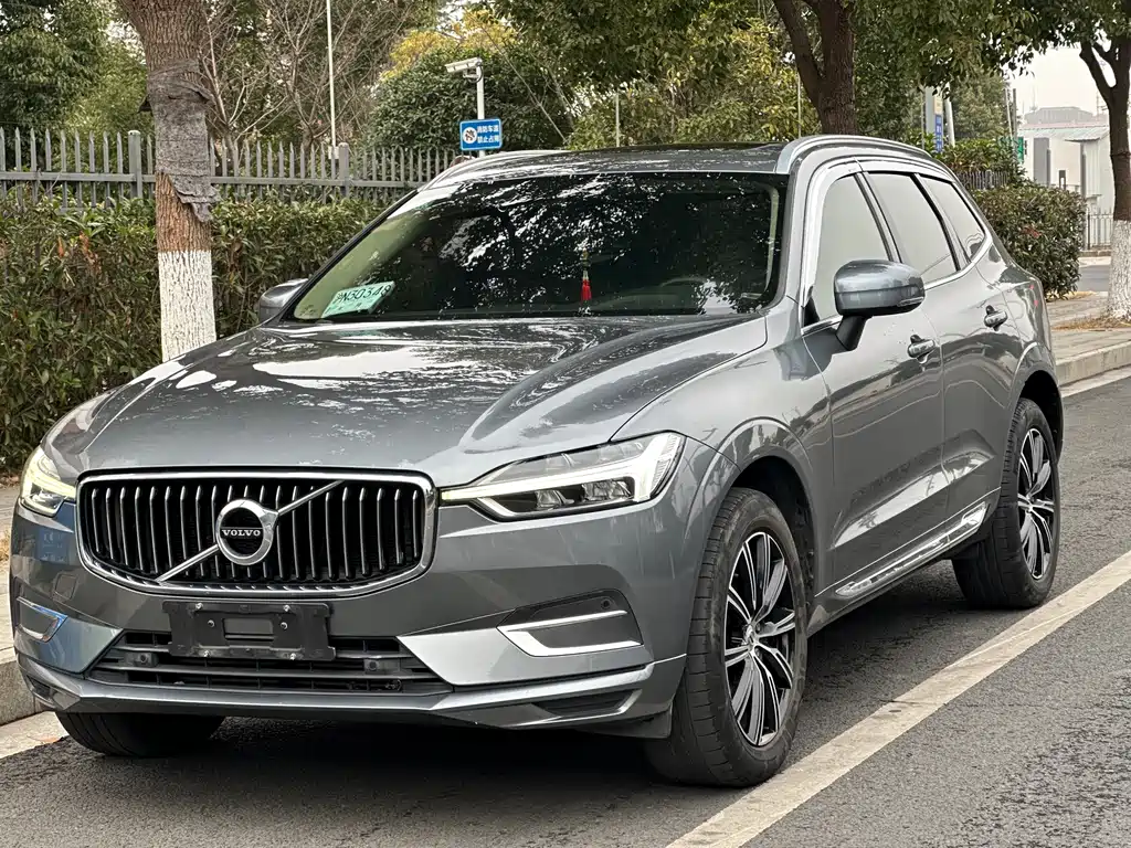 Volvo XC60 T5 4 WD Smart Vision Luxury
