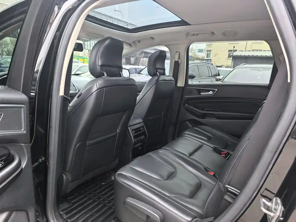 Edge 2.0 T GTDi 4 WD Supreme Sharp