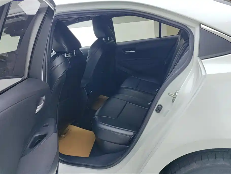 Levin Dual Engine 1.8 H E-CVT Luxury