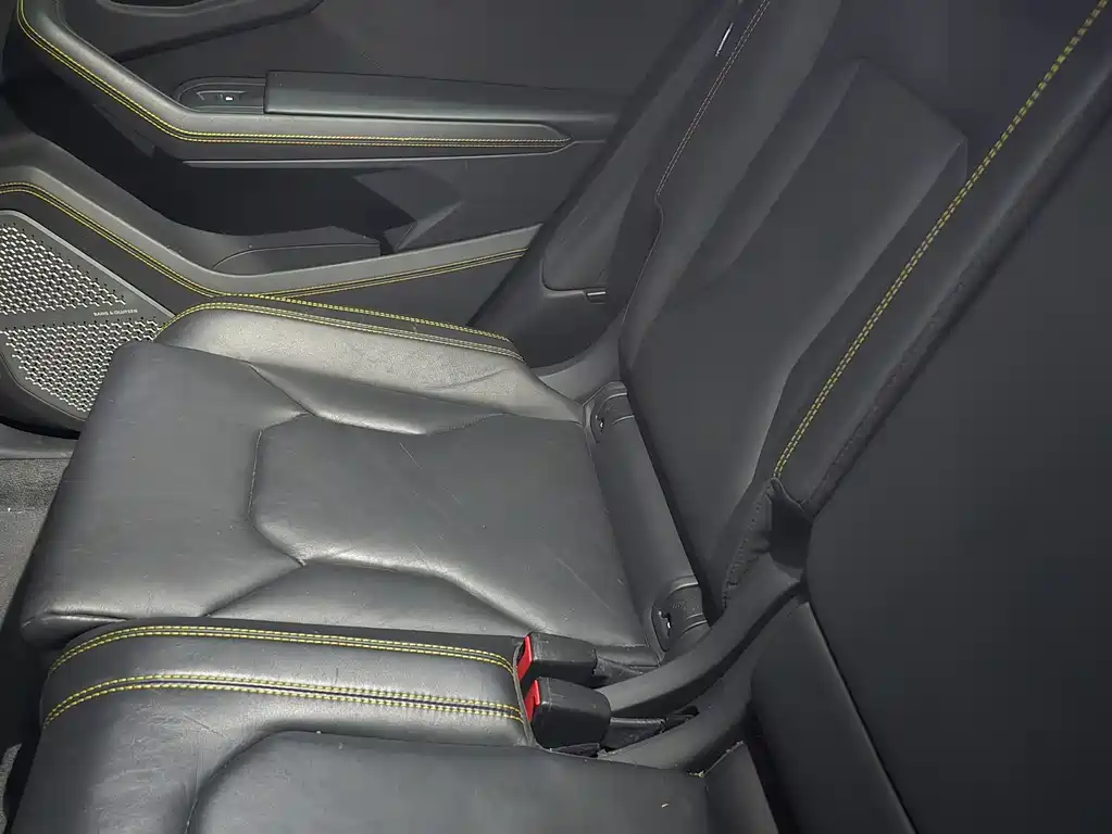 Urus 4.0 T V8