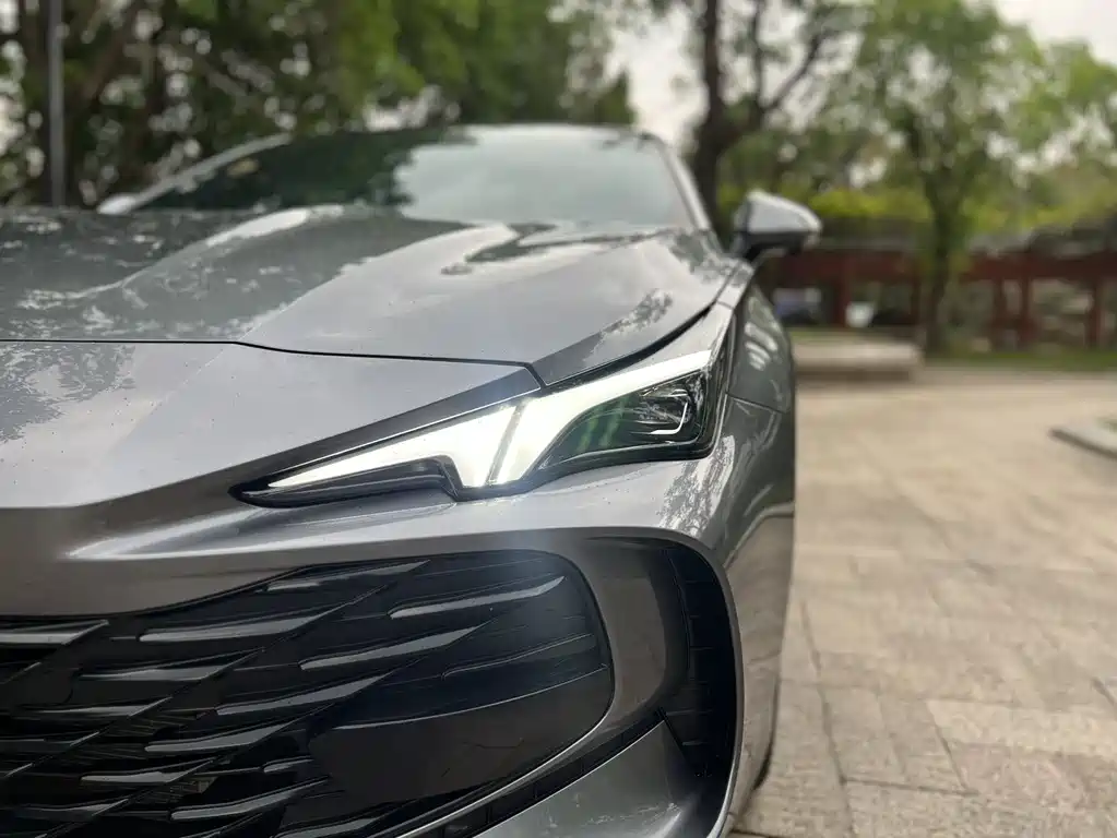 MG7 2.0 T Trophy+ Super Smart Drive