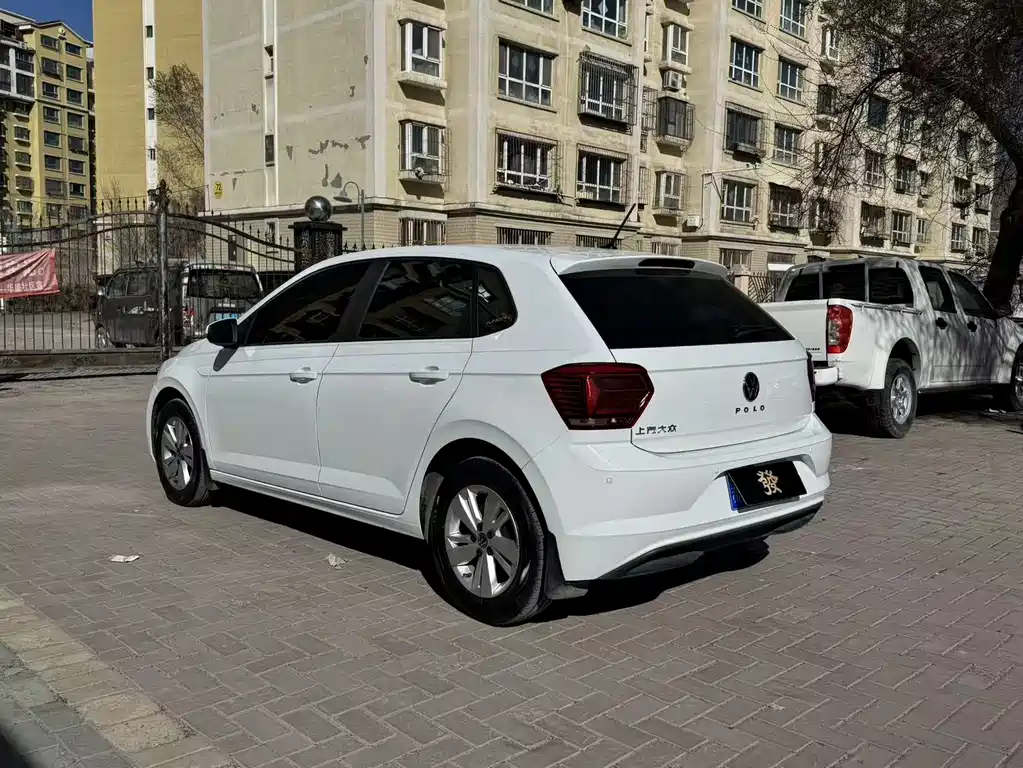 Polo Plus 1.5 L Auto Joyful Living