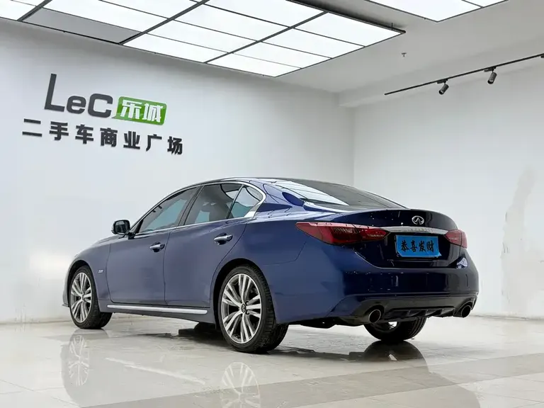 Infiniti Q50 L 2.0 T Progressive Enjoyment Sport