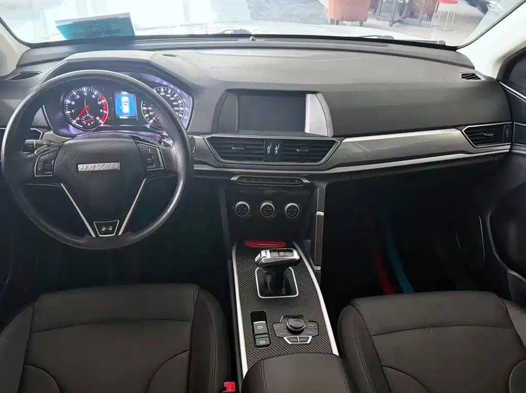Haval H6 Sport 1.5 T Auto Elite Connected Hex Grille