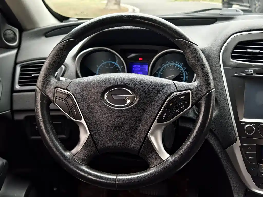 GAC Trumpchi GS5 2.0 L Auto 2 WD Anniversary