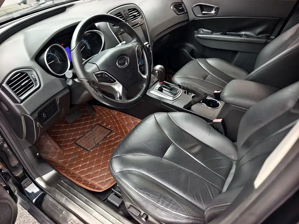 GAC Trumpchi GS5 2.0 L Auto 2 WD Anniversary