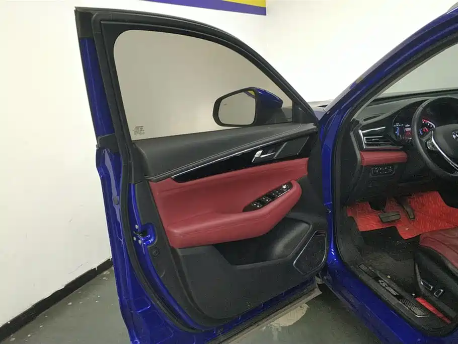 Changan CS85 Coupe 2.0 T Auto CN-V