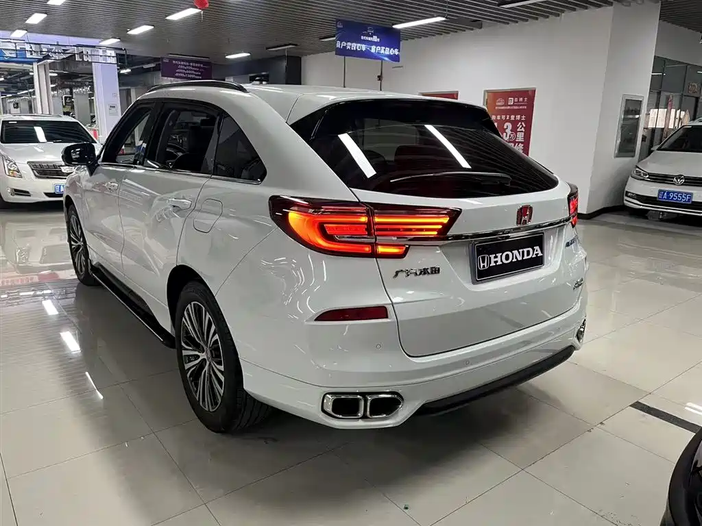 Avancier 240 TURBO 2 WD Premium